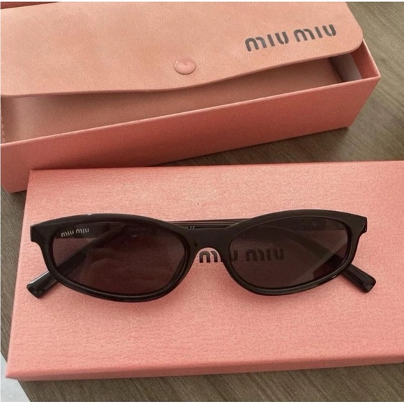 Miu Miu Sunglasses Women's Regard oval - Picture 7 of 11